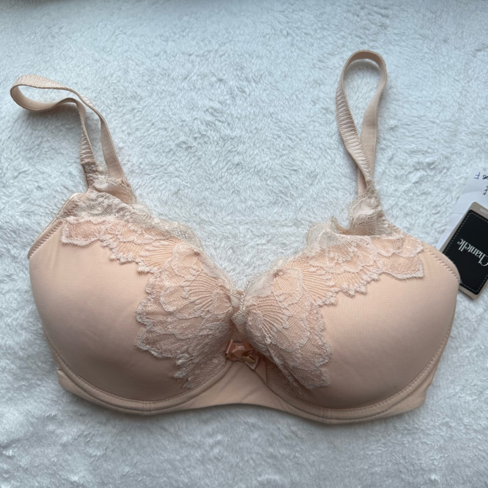 Chantelle Orangerie Plunging T-shirt Bra - Skin Tones